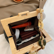 Load image into Gallery viewer, Wooden Clip Handbag with Acrylic Chain