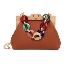 Load image into Gallery viewer, Wooden Clip Handbag with Acrylic Chain
